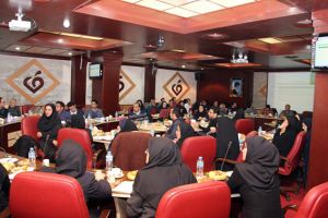 کارگاه آموزشی نرم افزار جامع خدمت طرح پزشکان و پیرا پزشکان و پیام آوران بهداشت به میزبانی مرکز قلب و عروق شهید رجایی: عکس شماره 6 / 12